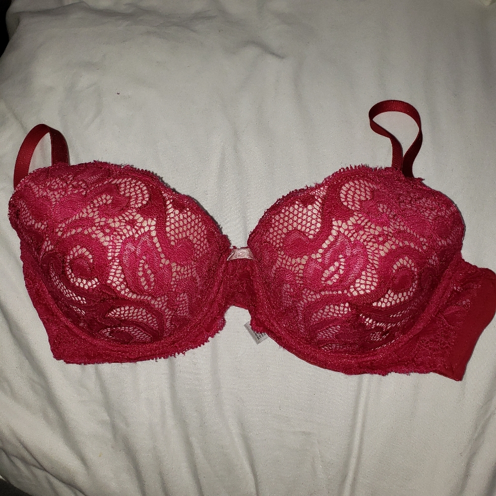 Marilyn Monroe pink lace bra 34C